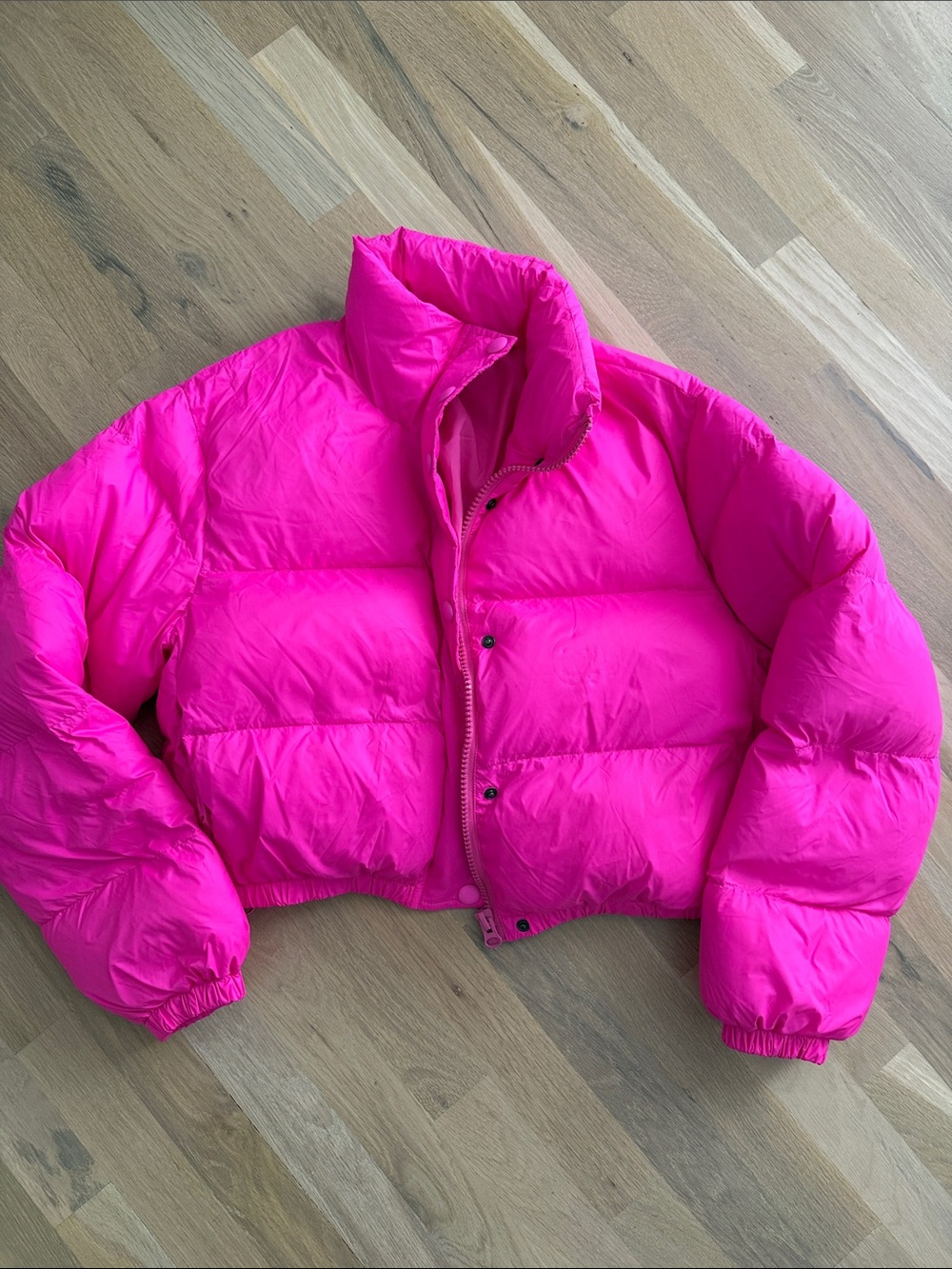 Olivaceous Bright Pink Cropped Puffer Jacket